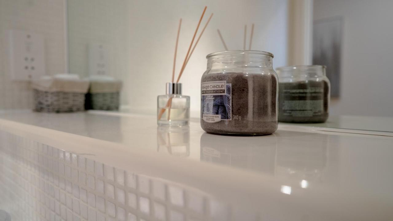Comfy Spacious Apartment In Canary Wharf ロンドン エクステリア 写真